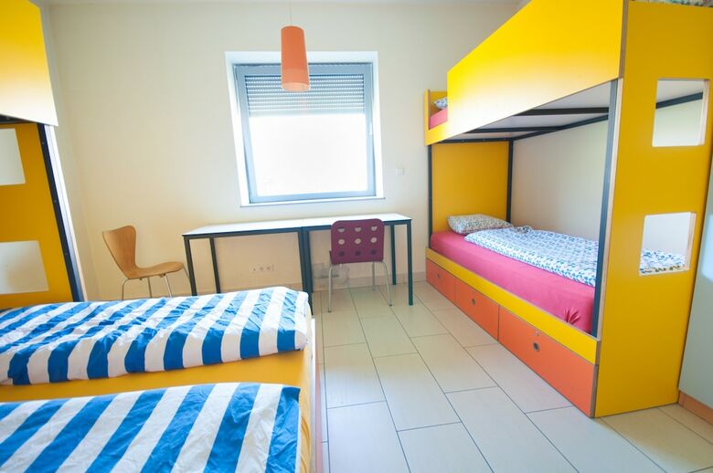 Hostal Simbol Rooms