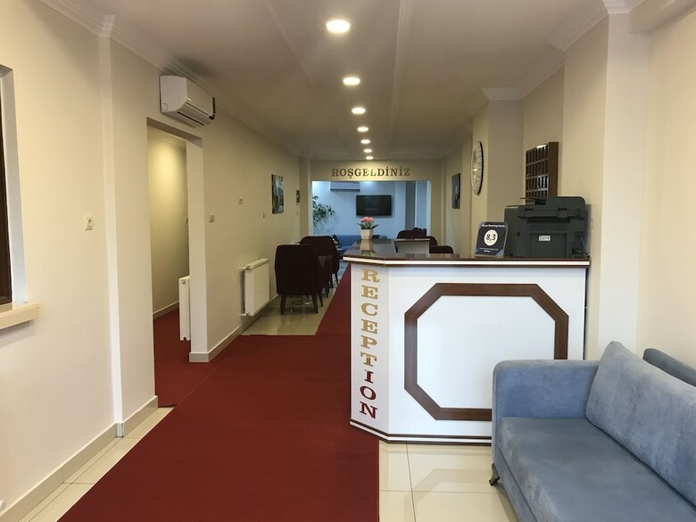 Hotel Akyuz Rooming House