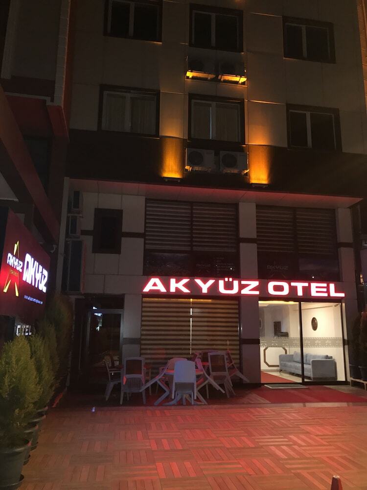 Hotel Akyuz Rooming House