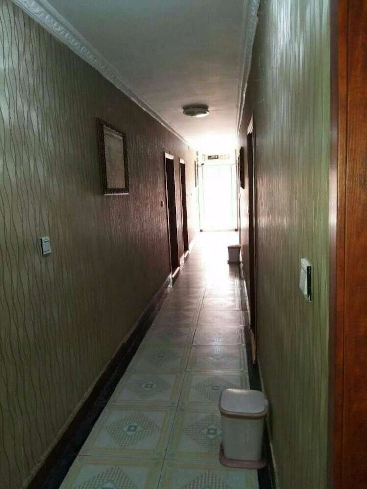 Qufu Xianyaju Hotel