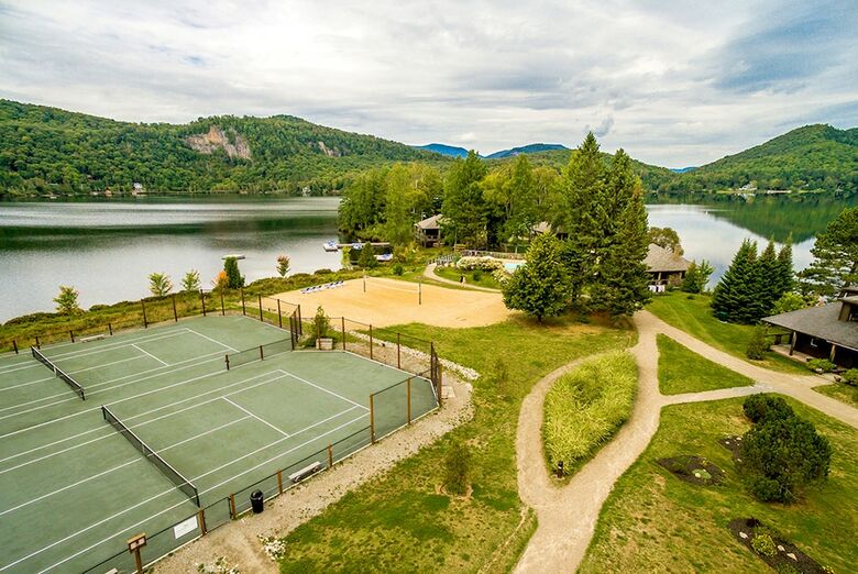 Fraternit�-sur-lac By Location Adp