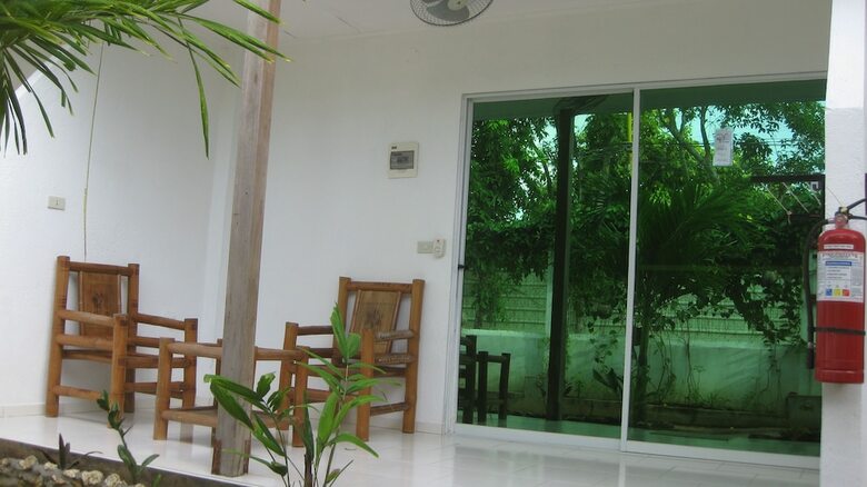 Hotel Alona Gecko Inn