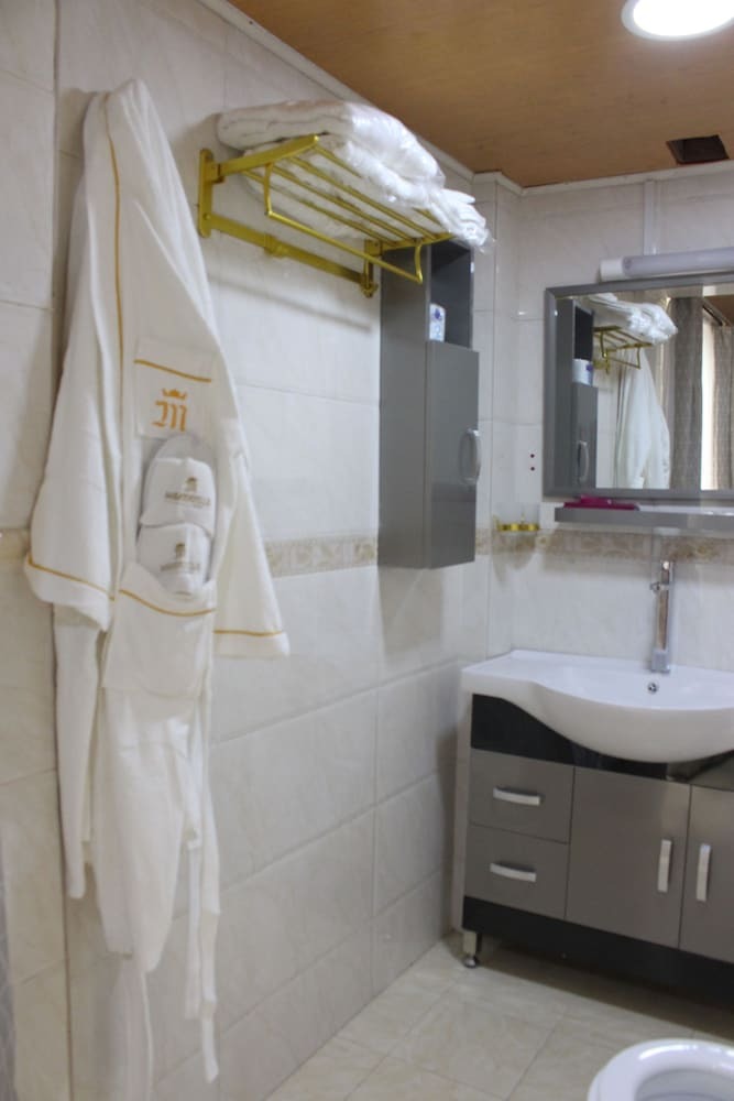 Mbayaville Hotel