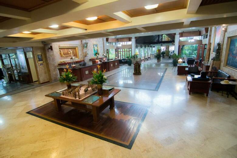 Hotel Sappraiwan Elephant Resort & Sanctuary