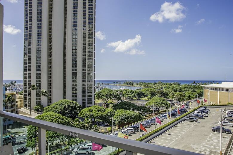 Gaia Hawaii At Ala Moana Hotelcondo