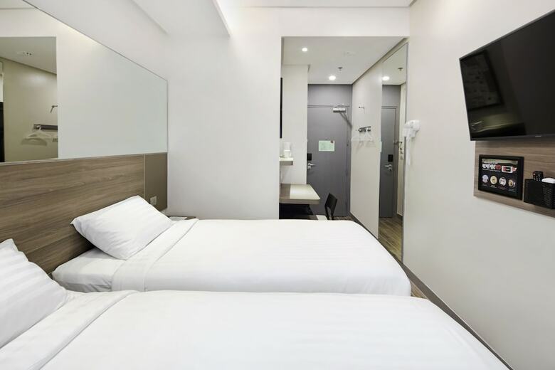 Hotel Red Planet Aurora Boulevard