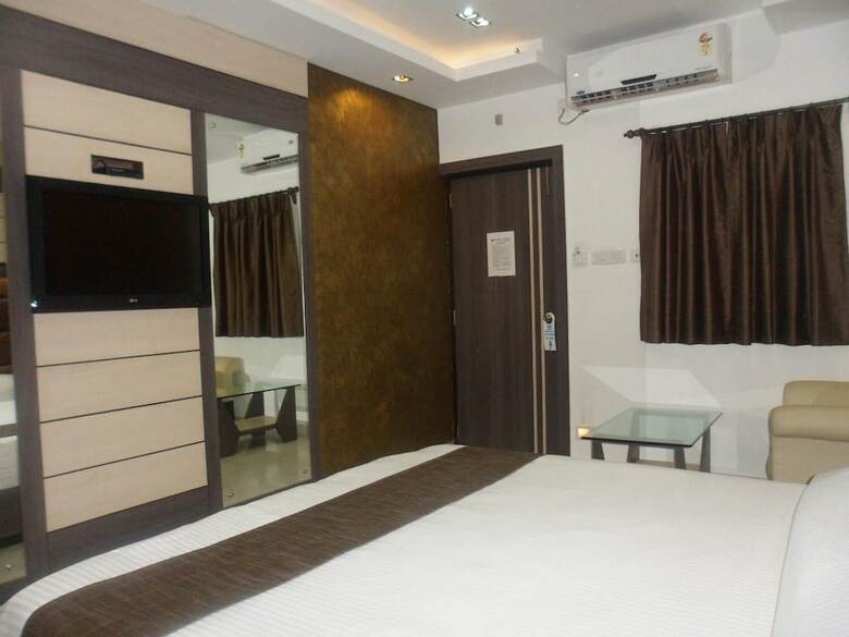 Hotel Esteem