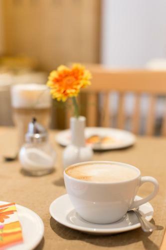 Hostal Landhotel Sch�ll