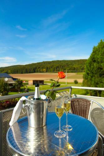 Hostal Landhotel Sch�ll