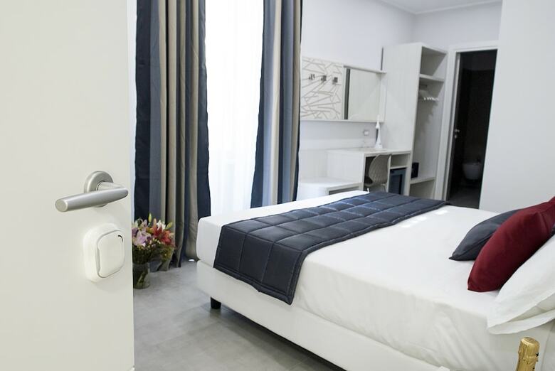 Hotel Merulana Holidays