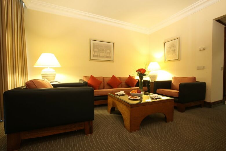 Portemilio Hotel And Resort