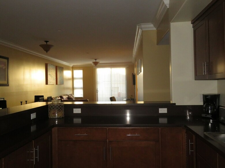 Apartamento 2 Bed / 2 Bath In Studio City