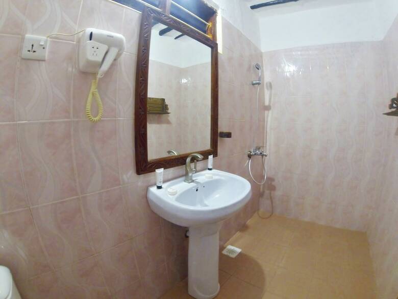 Hotel Aya Beach Bungalows