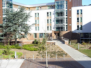 Hotel Chancellors Court-serviced University Accom