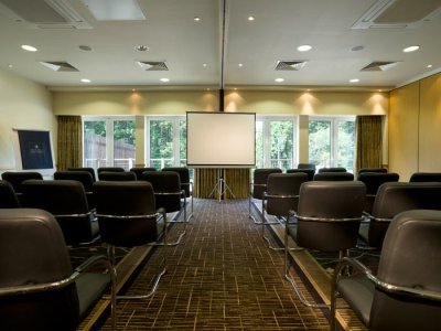 Hotel Macdonald Crutherland House