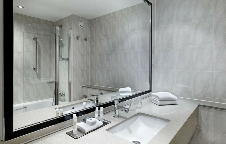 Hotel Holiday Inn Woking