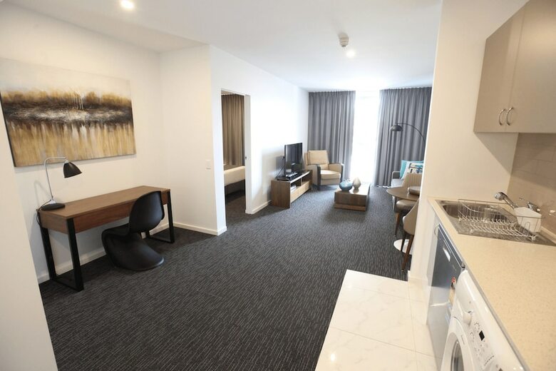 Adelaide Dress Circle Apartments - Kent Town