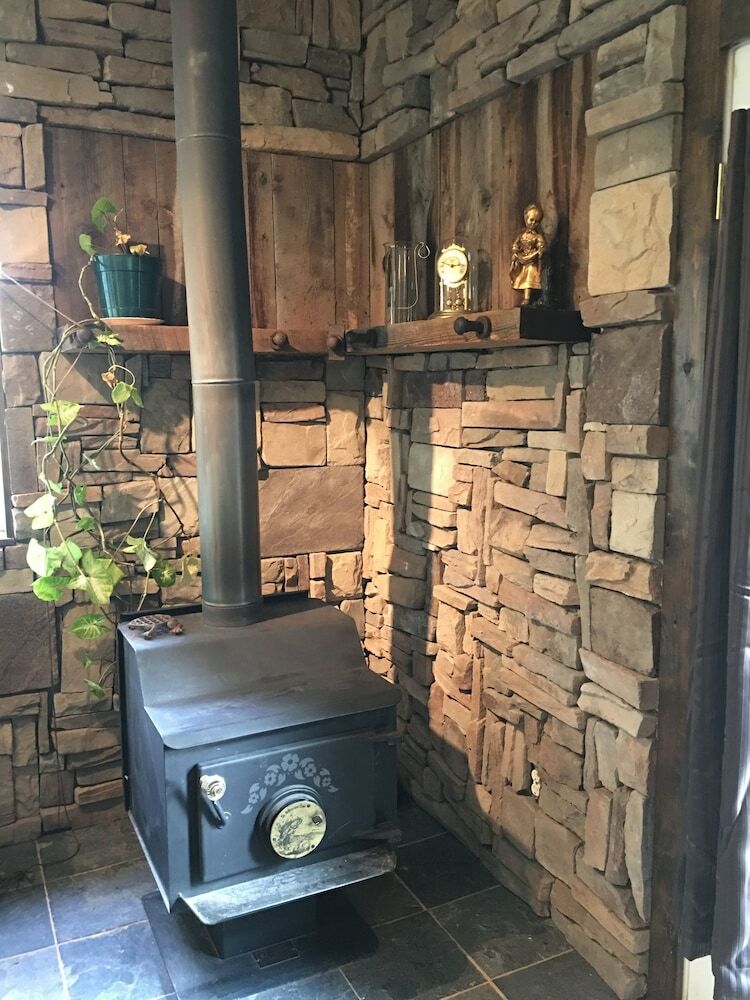 Little Trail Creek Cabins