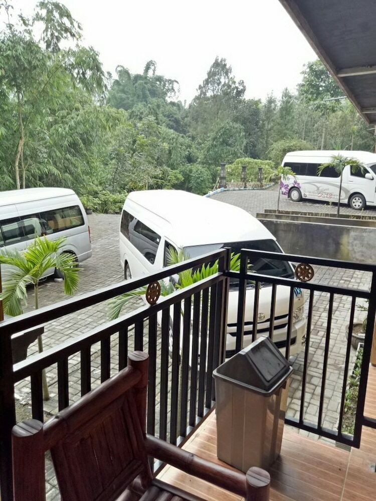 Hotel Guesthouse Kayuna
