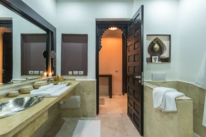 Hotel The Bird Exclusive Guest House & Spa