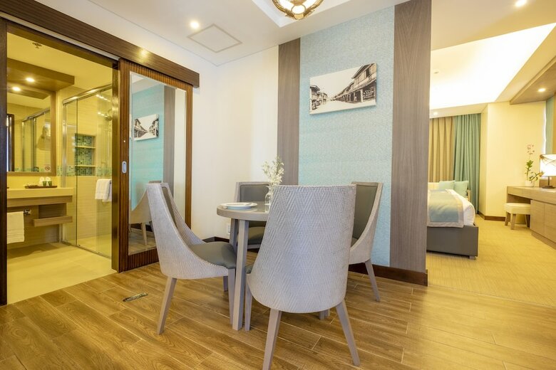 Maayo Hotel