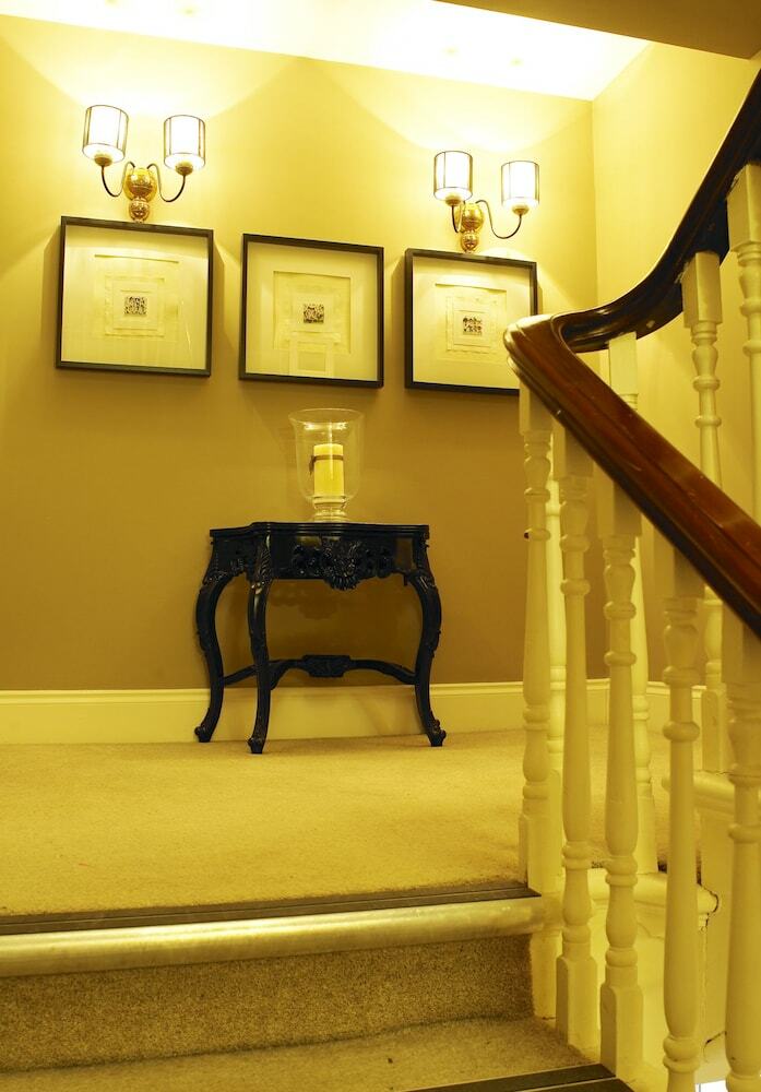 Kensington House Aparthotel