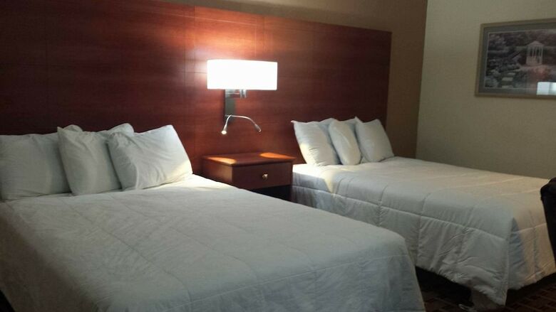 Hotel Baymont By Wyndham Paducah