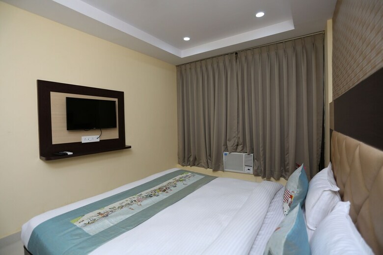 Oyo 3803 Hotel Lal Quila