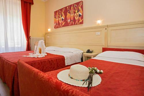 Hotel Lo Squalo