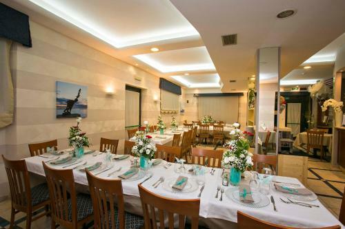 Hotel Lo Squalo