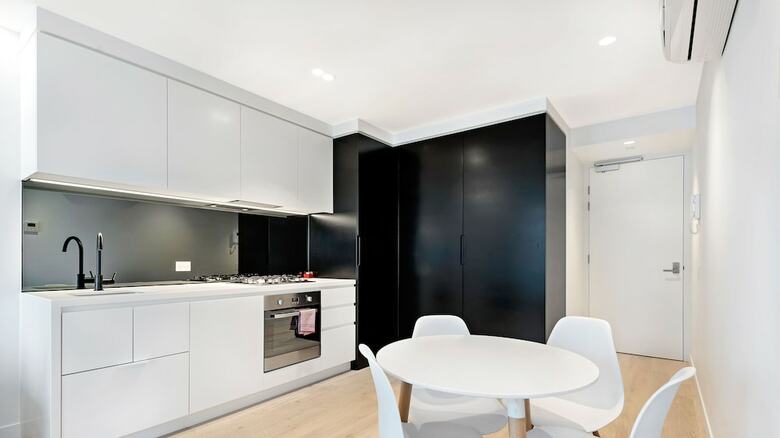 Ifsuites (Ifstays) Light House Apartment