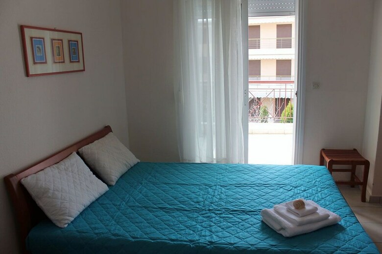 Apartamentos Siviri Rental Houses