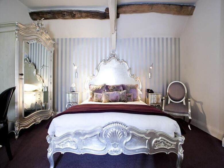 The Royal Hotel