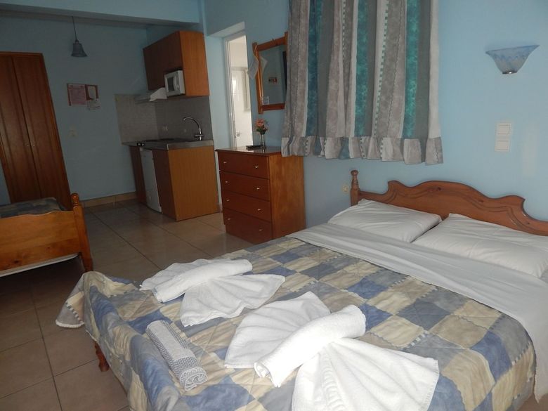 Apartamentos Anaxos Garden