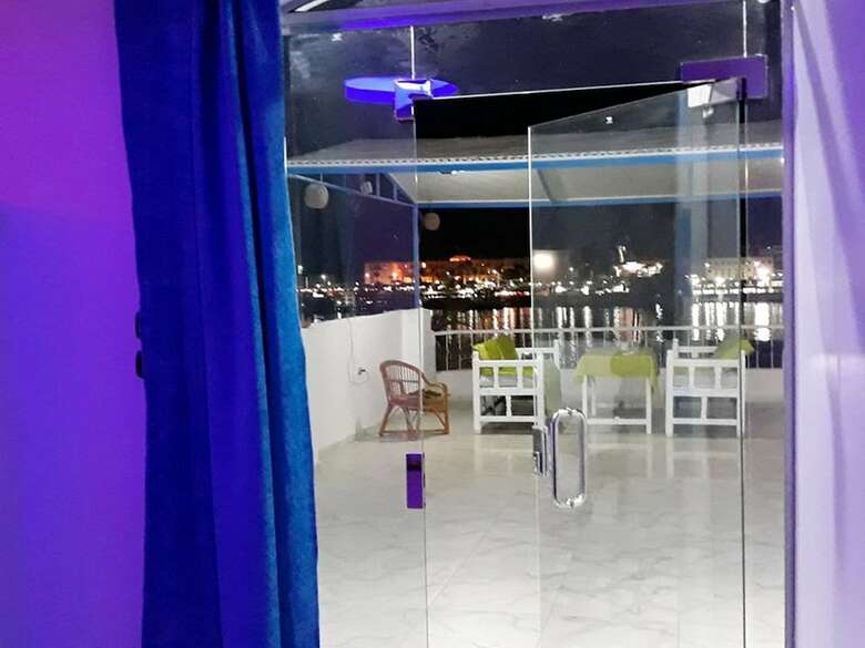 Hotel Luxor Guest House