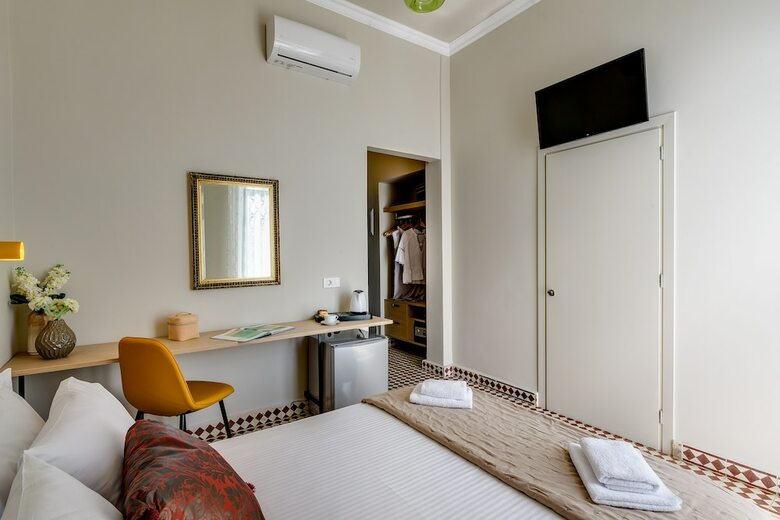 Hotel Mosaic