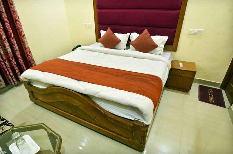 Hotel Oyo 8423 Grand Park