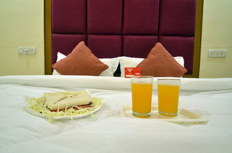 Hotel Oyo 8423 Grand Park