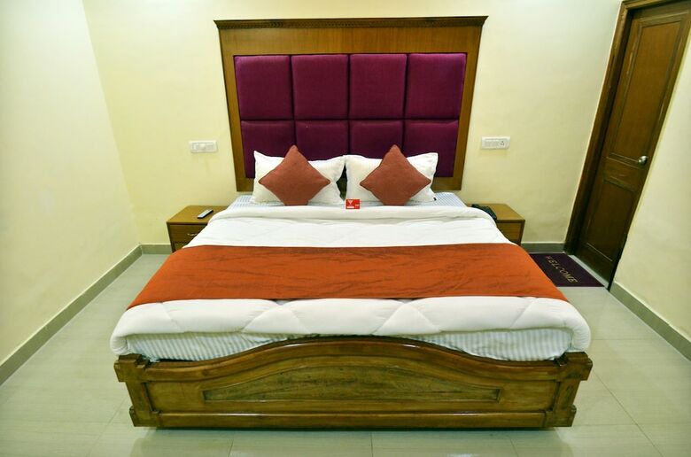 Hotel Oyo 8423 Grand Park
