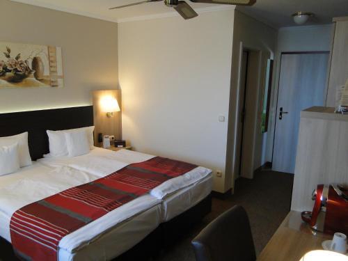 Hotel Rh�ner Land ****