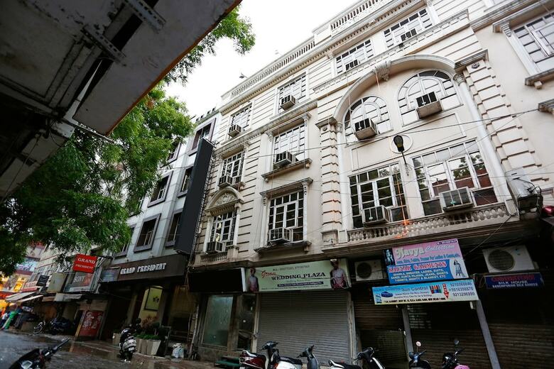 Oyo 5401 Hotel Mid Town
