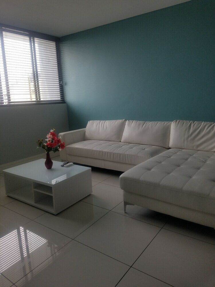 Apartamentos 77 On Independence Windhoek