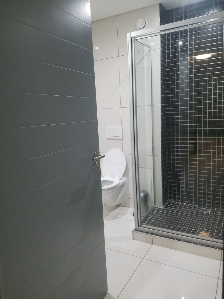 Apartamentos 77 On Independence Windhoek