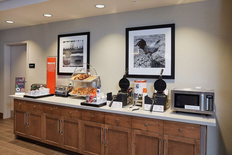 Hotel Hampton Inn & Suites Sacramento At Csus
