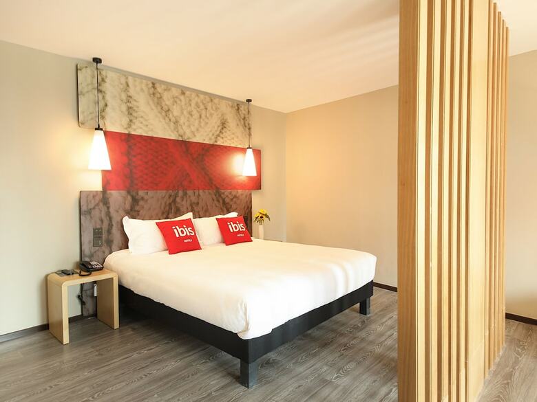 Hotel Ibis Chengdu West Jingcui Road