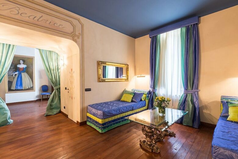 Hotel Castello Di Pontebosio Luxury Resort