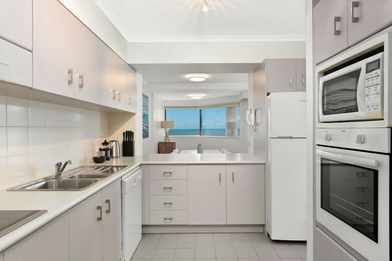 Apartamentos Cairns Oceanview At 181 The Esplanade 34