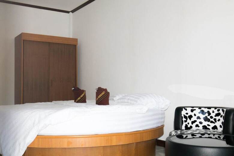 Hostal Carabao Dive Resort