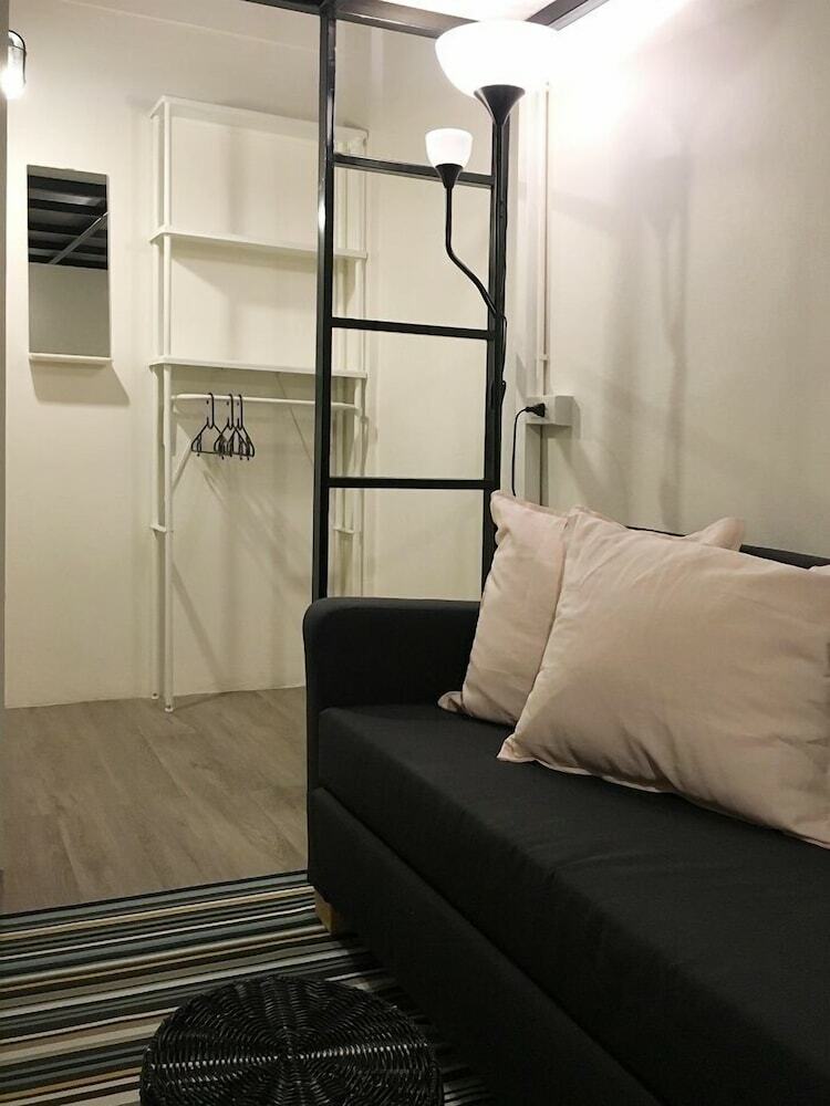 Hostal House Of Phayathai - Hostel