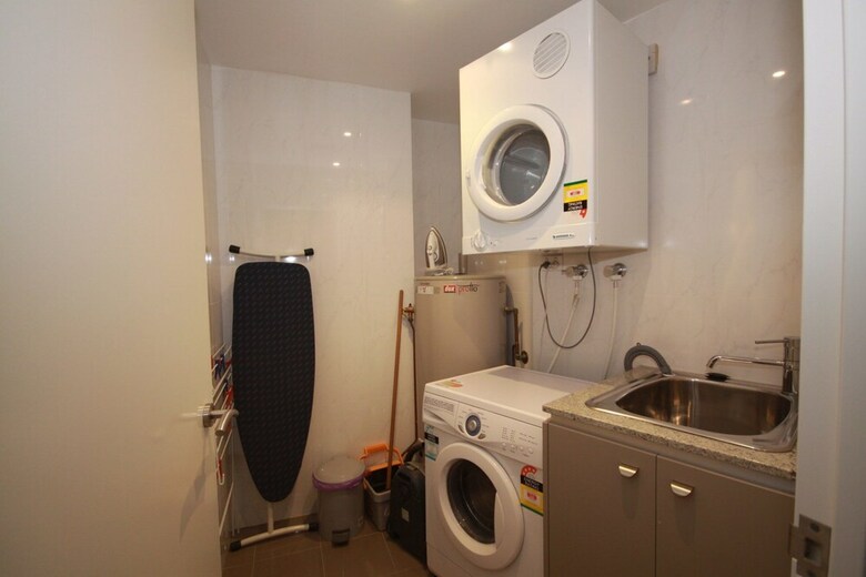 Apartamentos Oasis, Unit 11/5 Laman Street